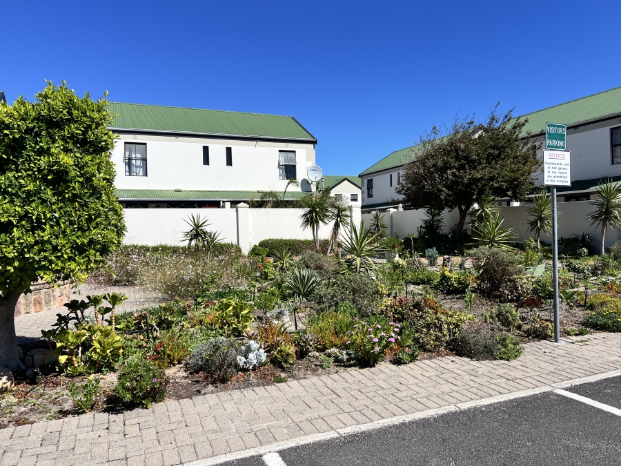 To Let 2 Bedroom Property for Rent in Parklands Western Cape